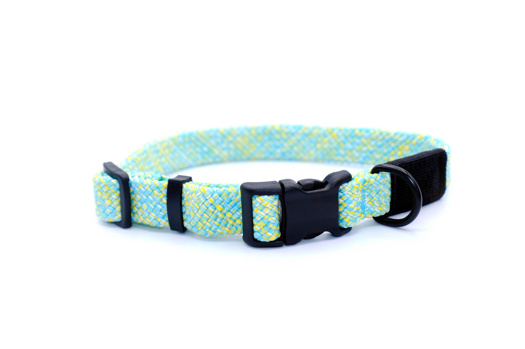 Adventure Style Mountain Wave Nylon Climbing Rope Dog Collar – Durable Flat-Weave Design with YKK Strong Buckle
