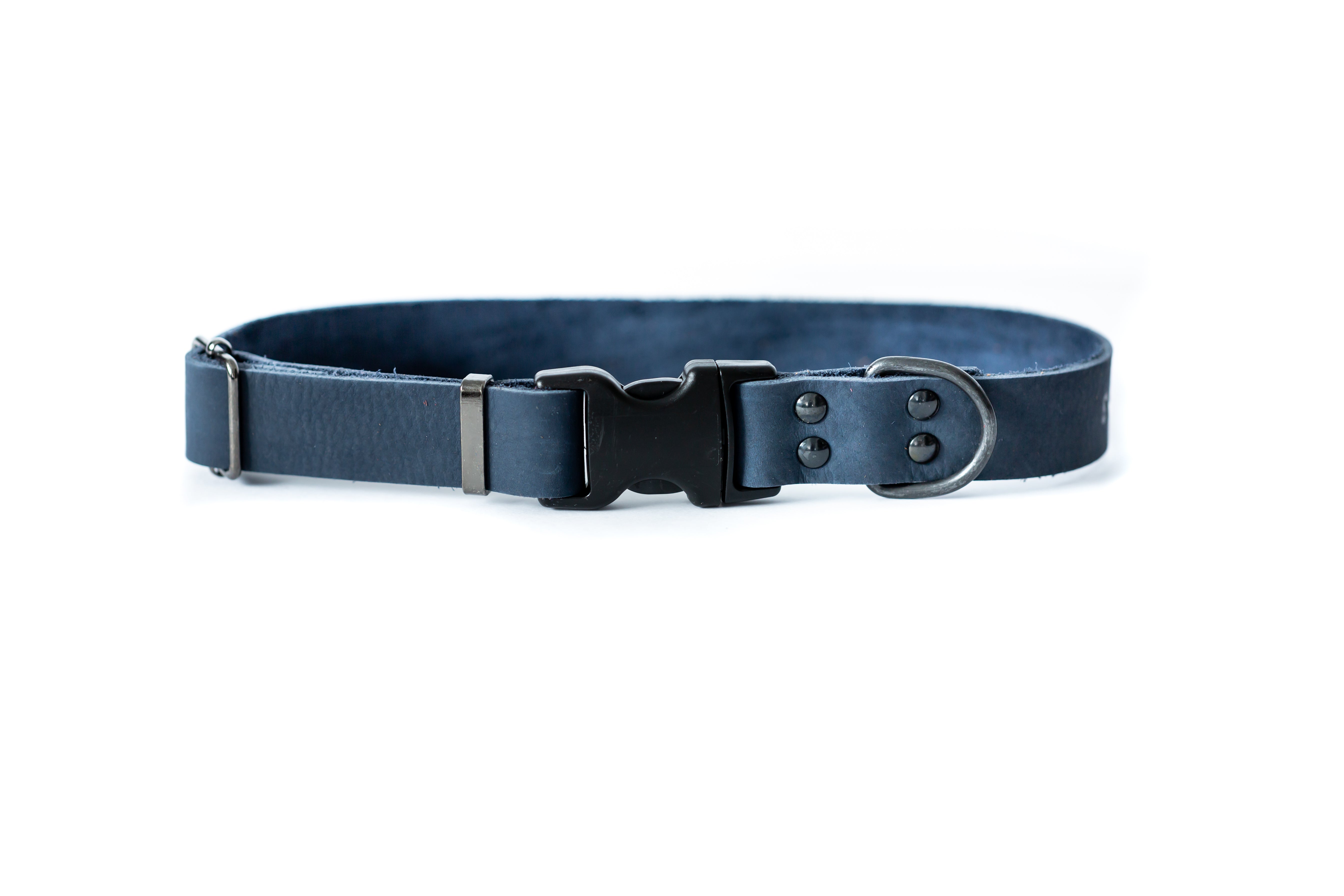 Sport Style Quick-Release Dog Collar – Blue Jeans Full-Grain American Leather with Black Hardware & YKK Buckle