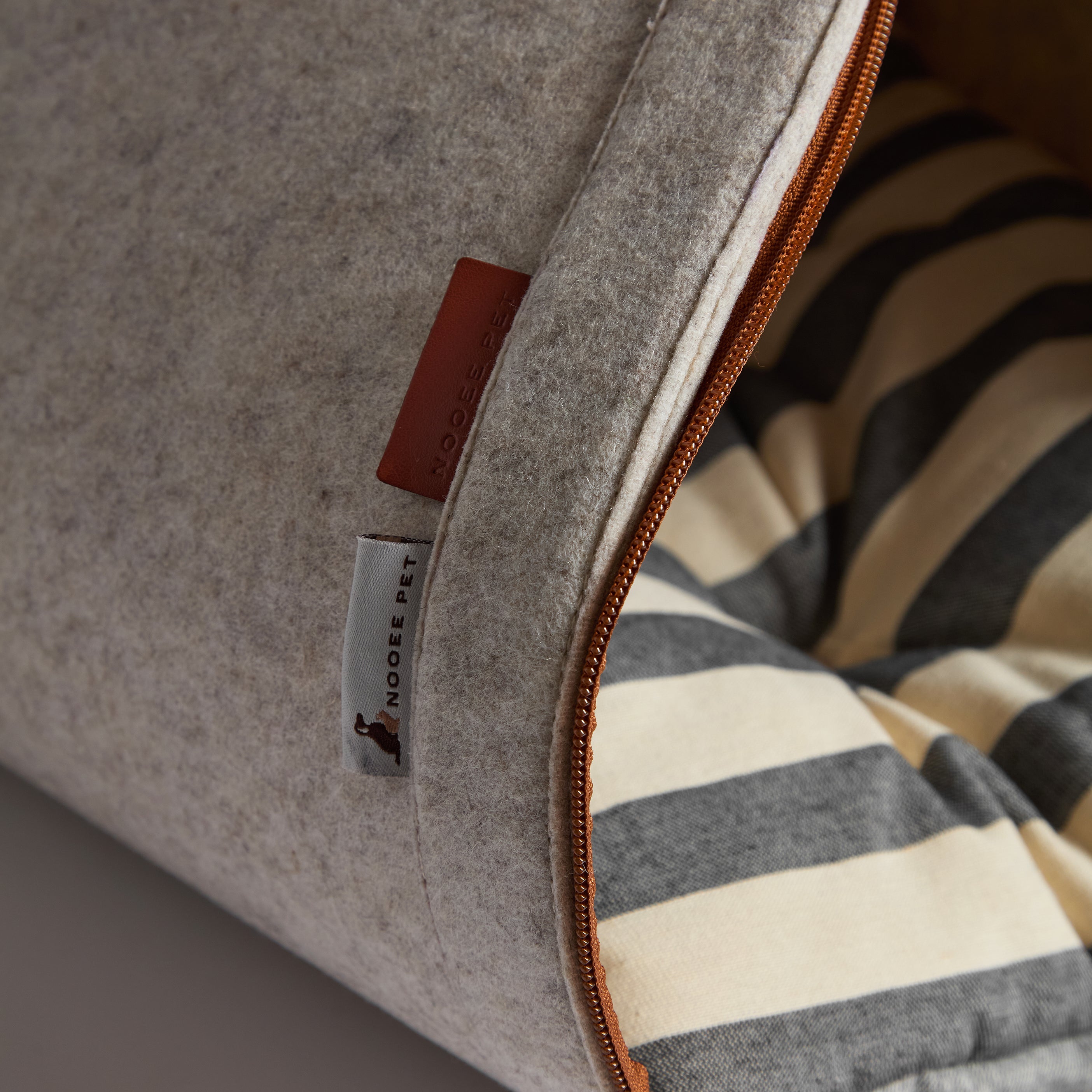 Nooee Pet Nabi Cave – Cream Convertible Pet Bed & Mat for Small Dogs & Cats, Zipper Design with Machine-Washable Cotton Cushion, Fits Pets Up to 5 lbs, 14”H x 20”L x 24”D