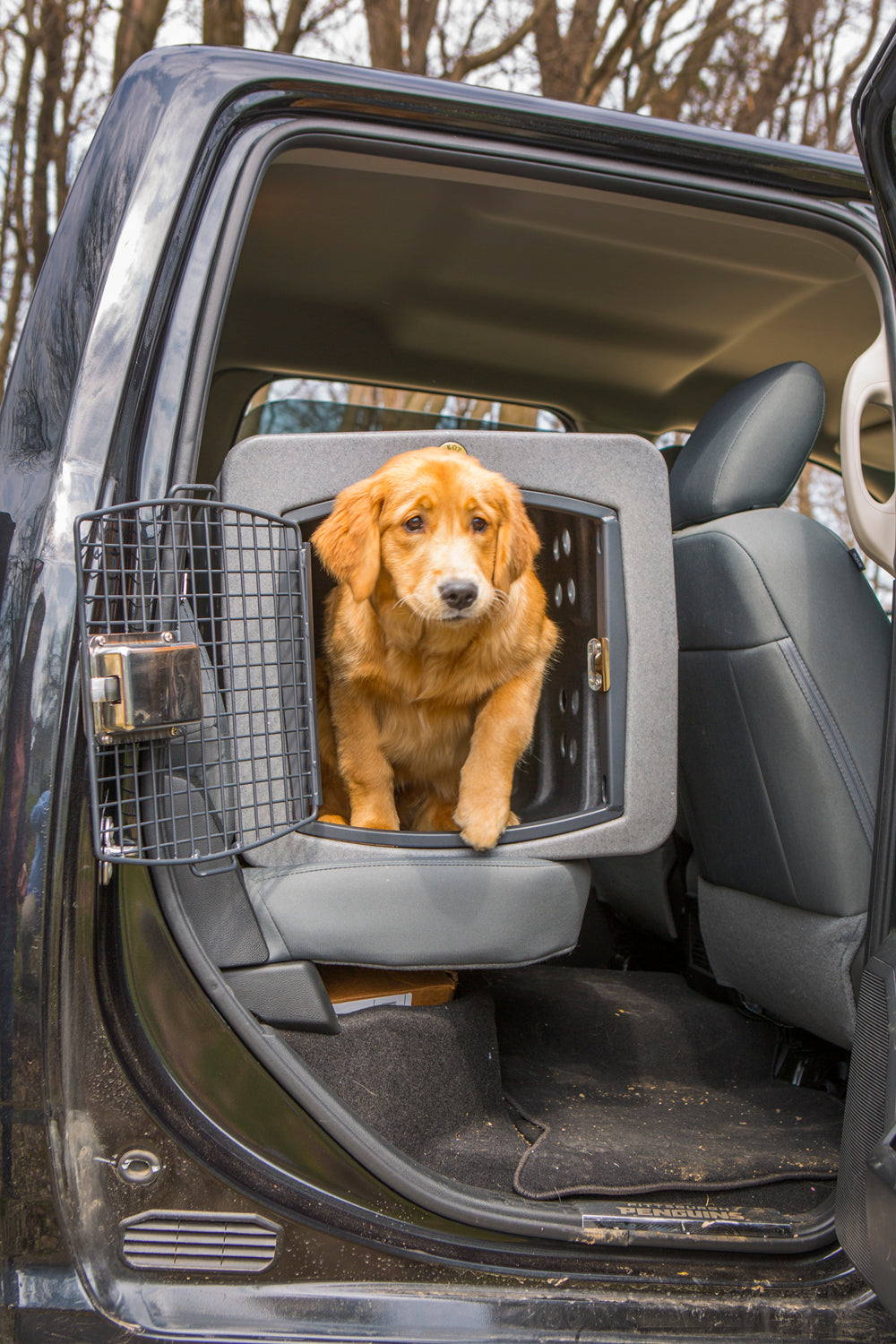 Dakota 283 T1 Dog Kennel – Coyote Granite & Dark Granite