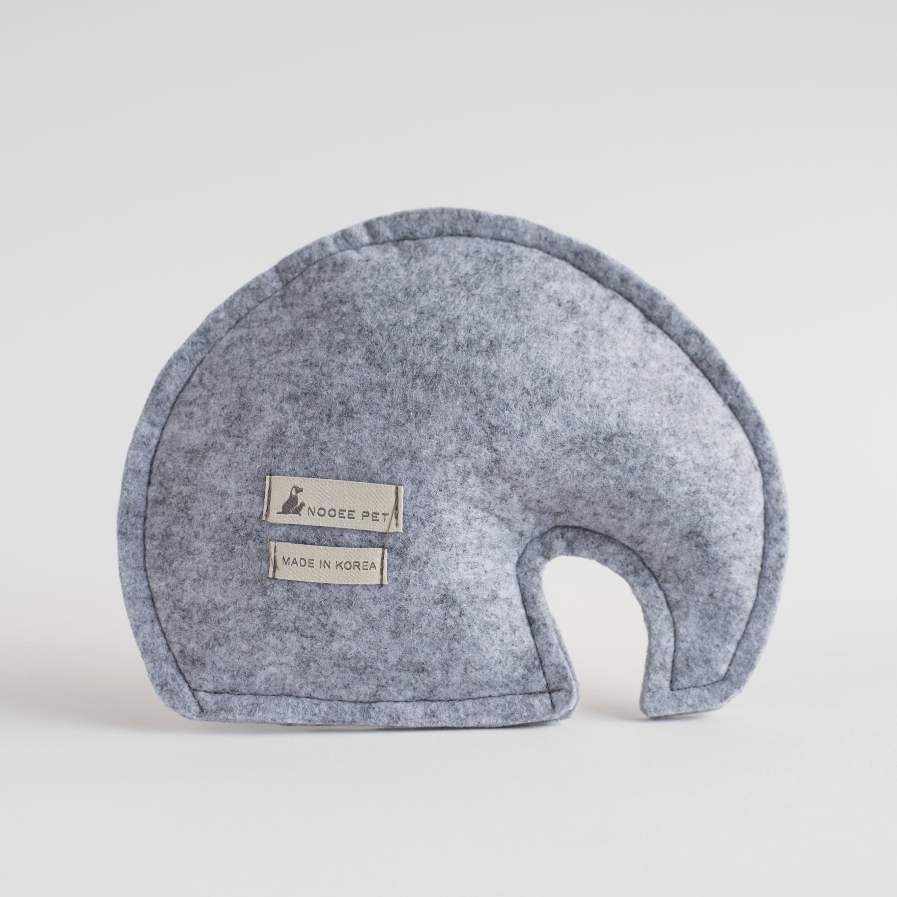 Nooee Pet Felt Animal Toy – Soft & Durable Indoor Play Toy for Dogs & Cats, Lightweight Polyester Felt, Multiple Shapes (Dog, Elephant, Fish, Bird), Sizes 7.5”–10”