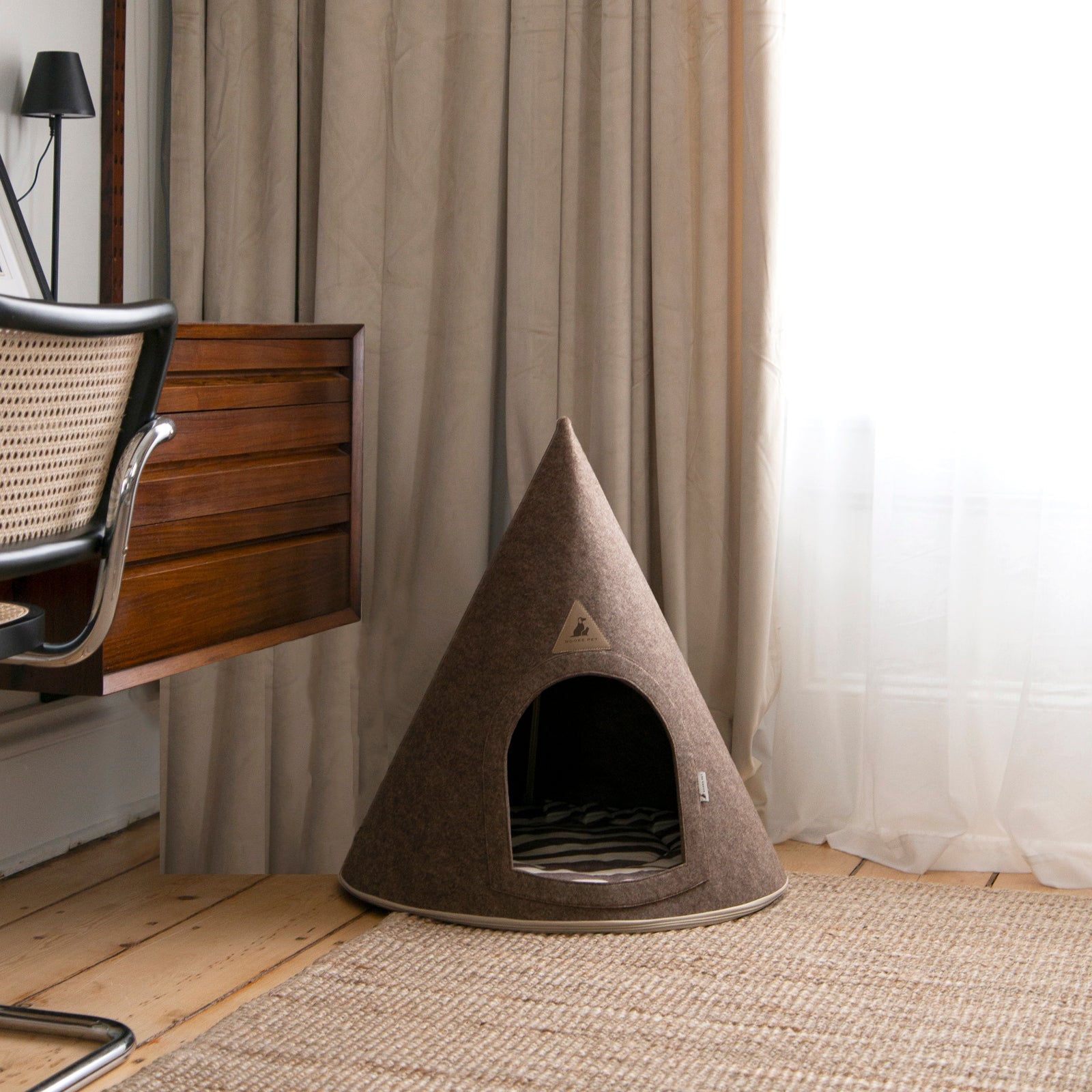 Modern Felt Pet Cave – Washable Cone Dog Bed with Cushion | Cream / Grey / Brown | Small to XXL